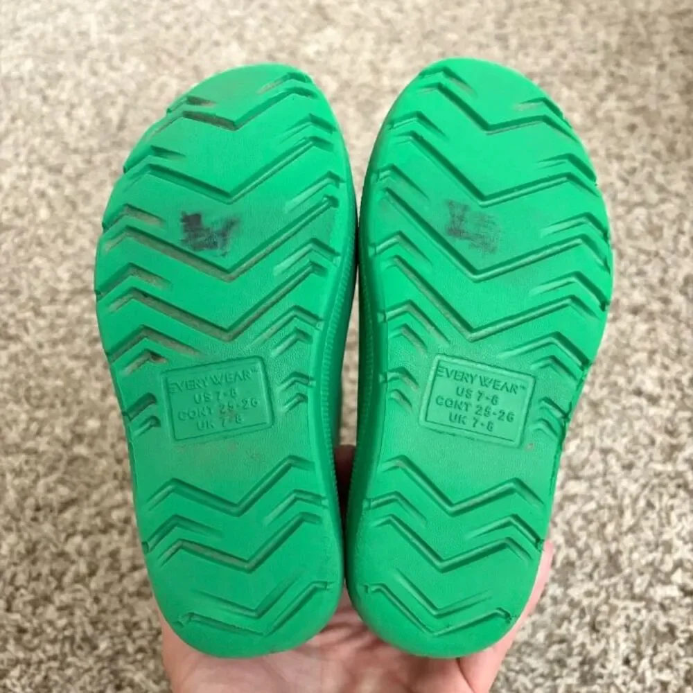 Size 7 / Toddler Boy Rain Boots